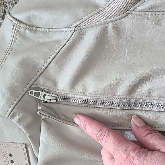 Blank NYC Cream Vegan Leather Moto Jacket Asymmetrical Zipper - Picture 3 of 6
